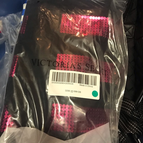 Brand new Victoria secret bag - Picture 2 of 2
